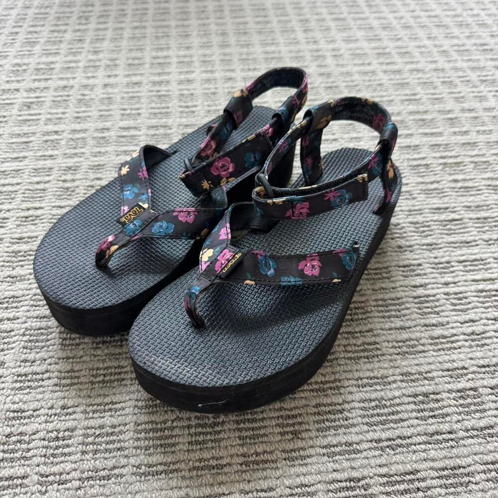 Teva black floral platform sandals - Picture 3 of 7